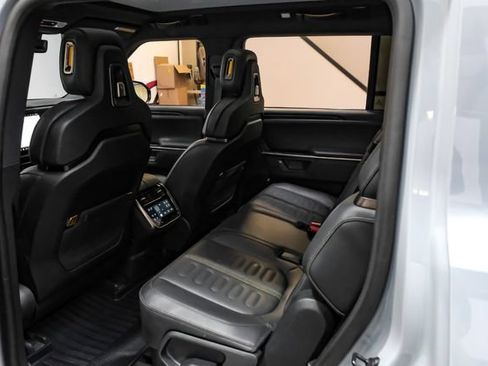 Used 2025 Rivian R1S Adventure AWD/4WD image 37