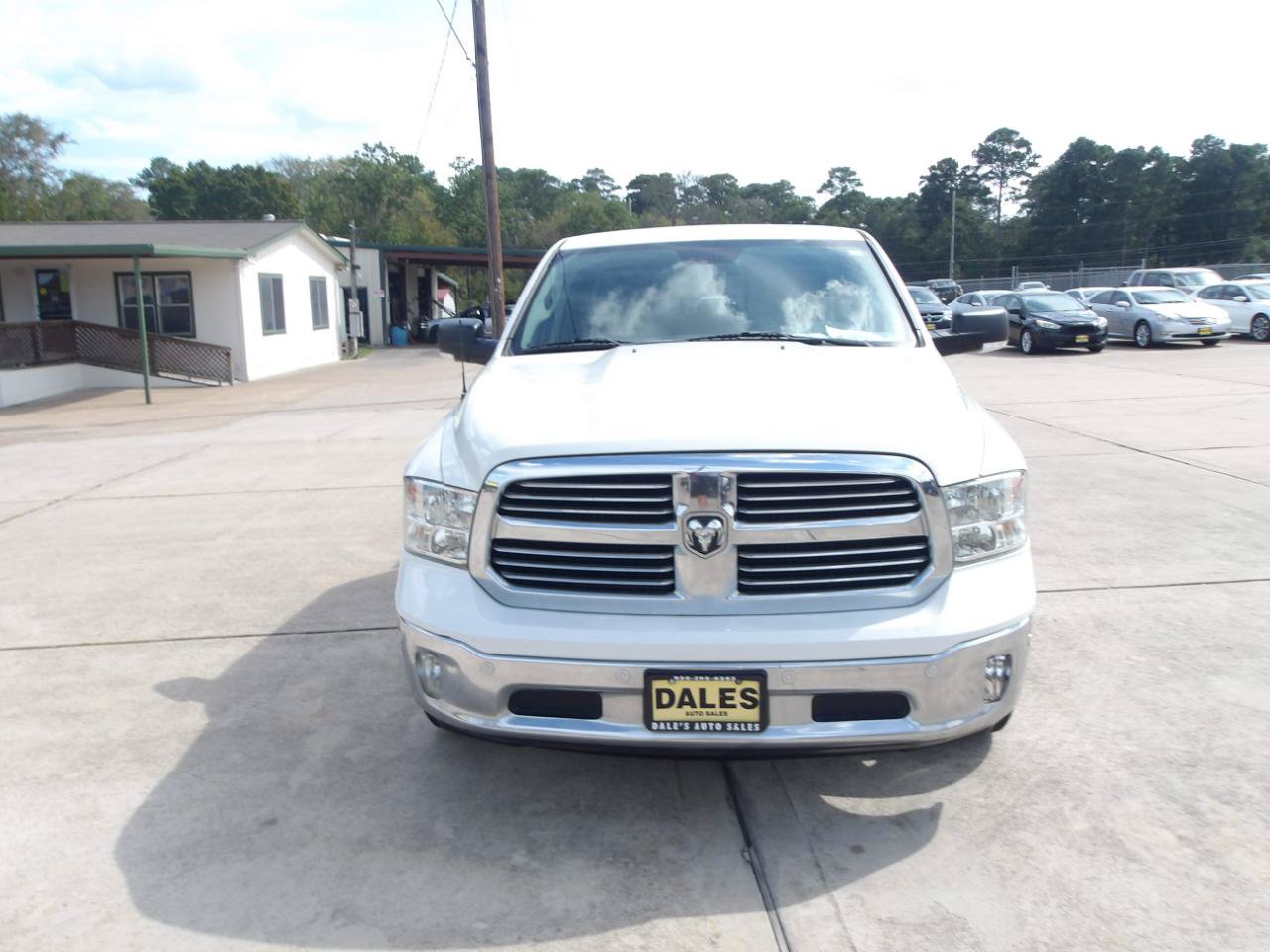 Used 2016 RAM 1500 Lone Star RWD image 3