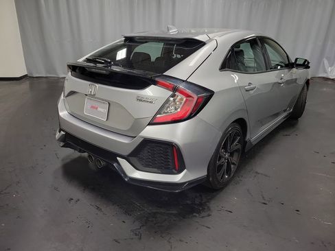 Used 2018 Honda Civic Sport Touring image 8