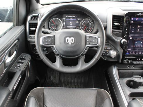 Used 2025 RAM 1500 Laramie w/ Sport Appearance Package AWD/4WD image 13