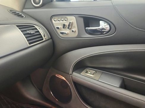 Used 2010 Jaguar XKR R RWD image 22