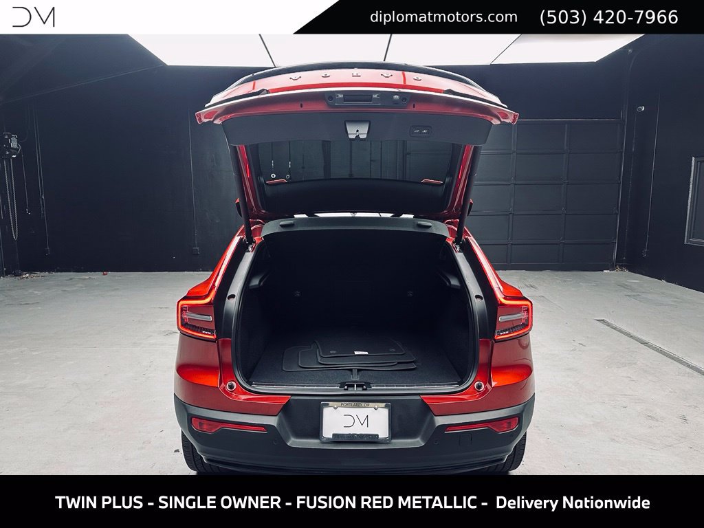 Used 2023 Volvo C40 P8 Recharge Plus w/ Climate Package AWD/4WD image 45