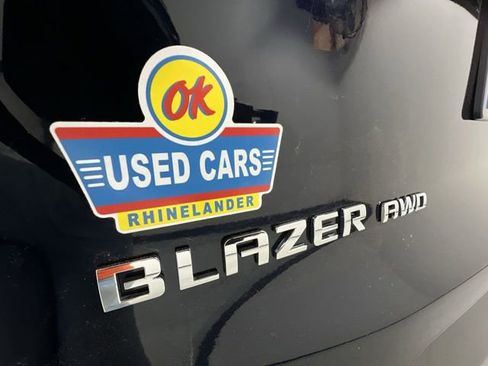 Used 2020 Chevrolet Blazer LT w/ Sound & Technology Package AWD/4WD image 32