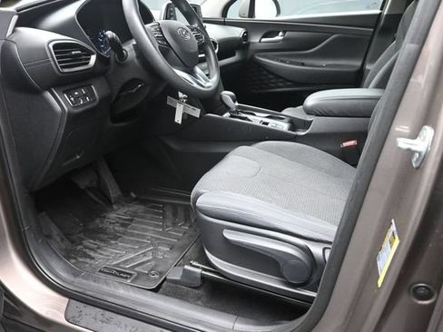 Used 2019 Hyundai Santa Fe SE AWD/4WD image 17