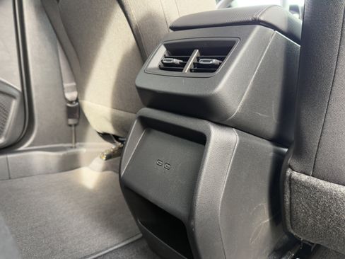 New 2026 Chevrolet Equinox EV LT image 26