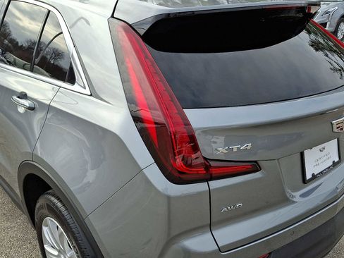 Certified 2023 Cadillac XT4 Luxury w/ Cold Weather Package image 12