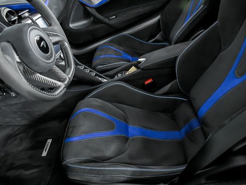 Used 2021 McLaren 720S Spider RWD image 22