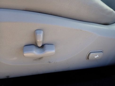 Used 2011 Subaru Forester 2.5X Limited w/ Rugged Pkg 1I image 12