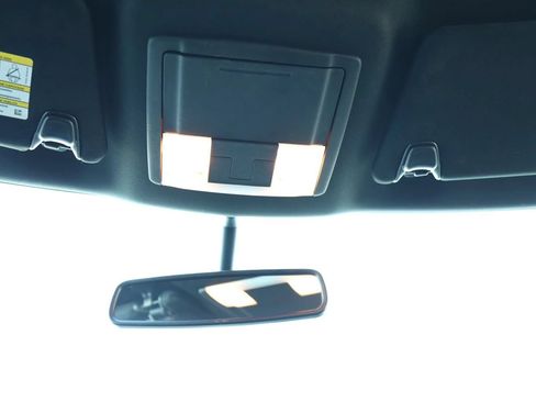 Used 2018 Ford Explorer XLT w/ Equipment Group 201A FWD image 62
