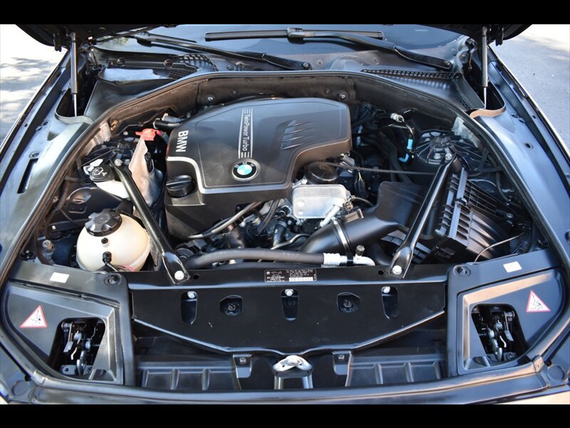 Used 2012 BMW 528i Sedan RWD image 42