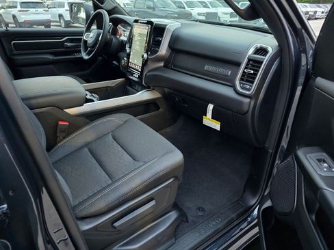 New 2026 RAM 1500 Big Horn AWD/4WD image 37