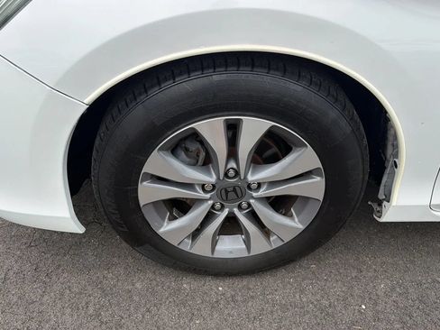 Used 2015 Honda Accord LX image 10
