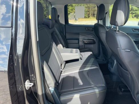 New 2025 Ford Maverick Lobo image 22