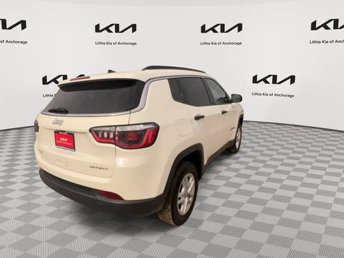 Used 2019 Jeep Compass Sport AWD/4WD image 9