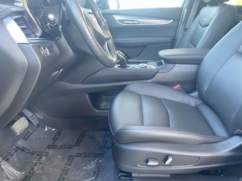 Used 2024 Cadillac XT6 Luxury FWD image 19