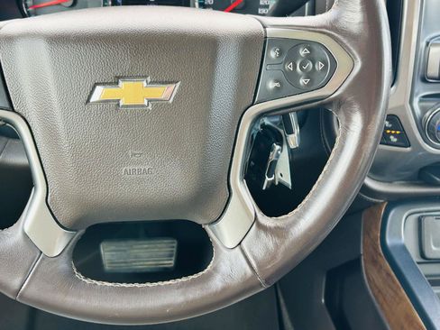 Used 2018 Chevrolet Silverado 1500 LTZ w/ Sport Package AWD/4WD image 15