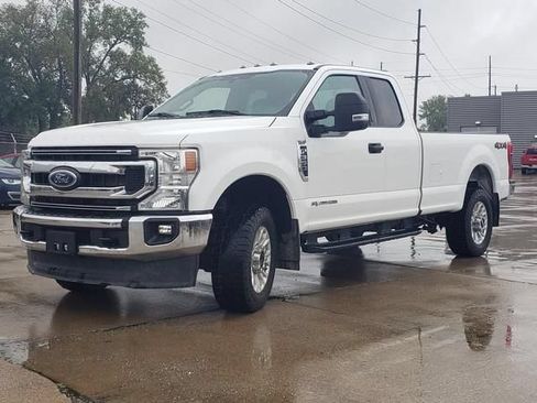 Used 2022 Ford F350 XLT w/ XLT Value Package AWD/4WD image 9