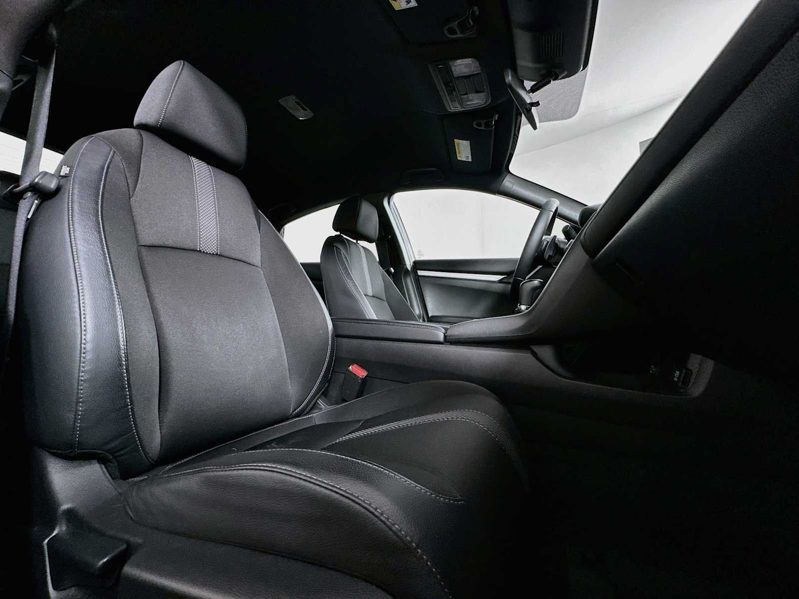 Used 2020 Honda Civic Sport image 24