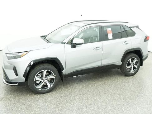 New 2025 Toyota RAV4 SE image 70
