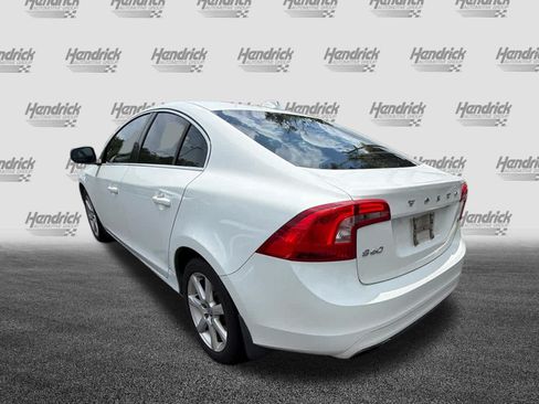 Used 2016 Volvo S60 T5 Premier w/ Climate Package FWD image 11