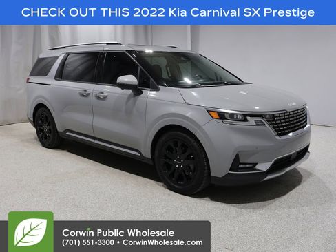Used 2022 Kia Carnival SX Prestige FWD image 1