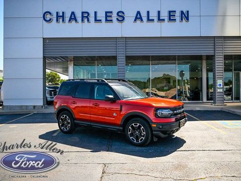 Used 2024 Ford Bronco Sport Outer Banks image 1