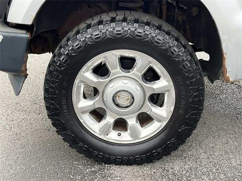 Used 2010 Ford F250 XL image 11