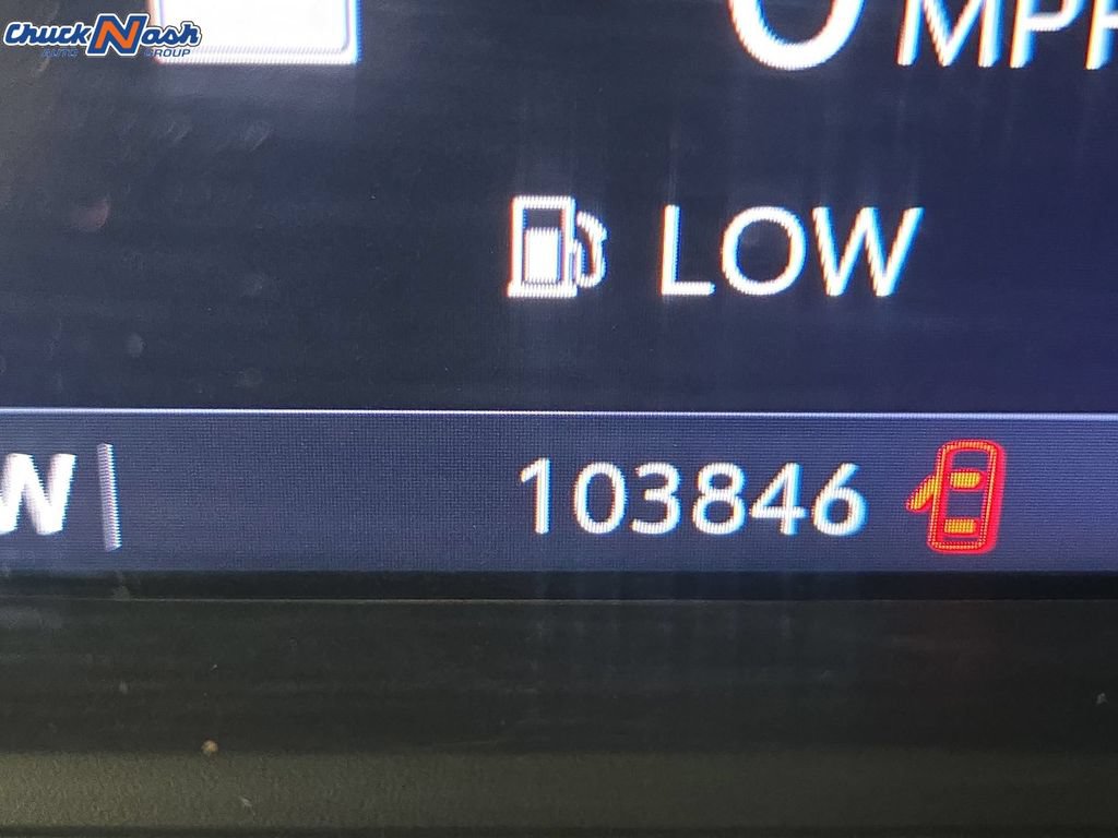 Used 2019 GMC Sierra 1500 SLT RWD image 18