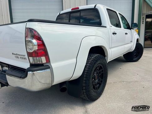 Used 2009 Toyota Tacoma PreRunner RWD image 12