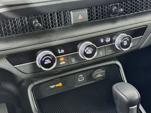 Certified 2025 Honda CR-V LX image 15