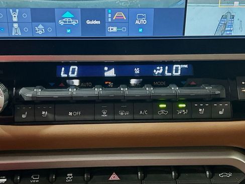 Used 2025 Toyota Tundra 1794 Edition AWD/4WD image 13