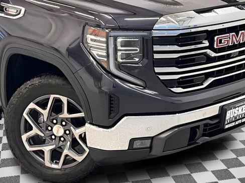 Certified 2023 GMC Sierra 1500 SLT w/ SLT Premium Plus Package AWD/4WD image 29