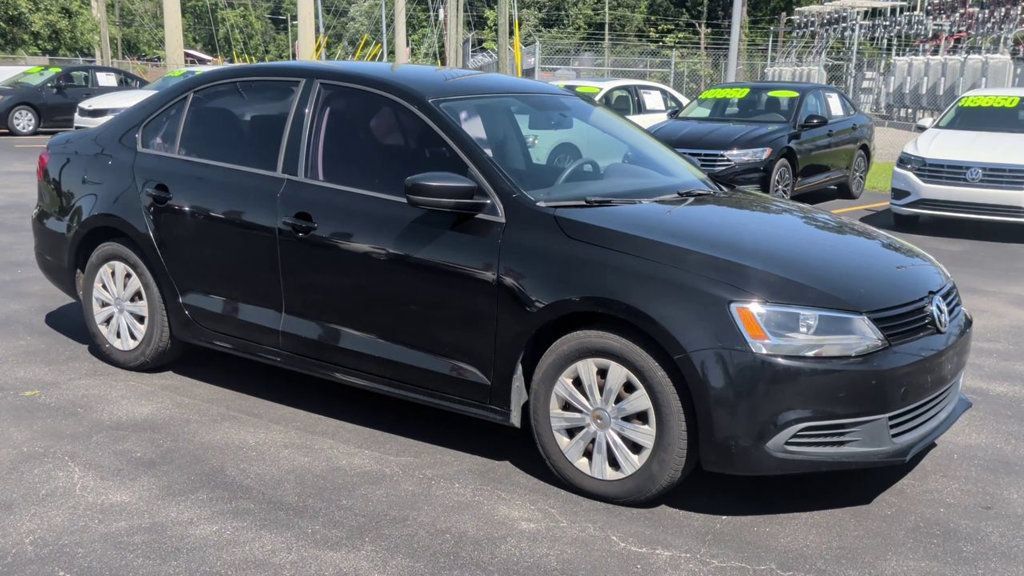 Used 2014 Volkswagen Jetta S FWD image 2