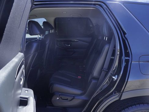 Used 2023 Honda Pilot EX-L image 27