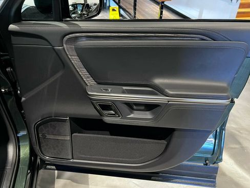 Used 2024 Rivian R1S Adventure AWD/4WD image 27
