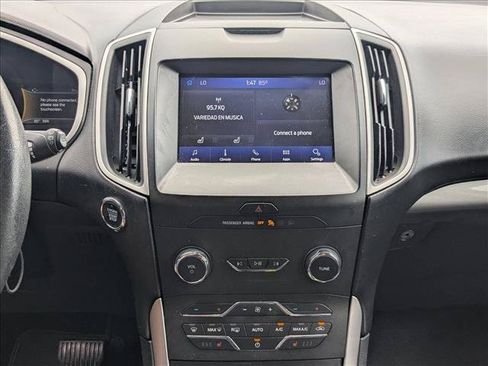 Used 2020 Ford Edge SEL FWD image 12