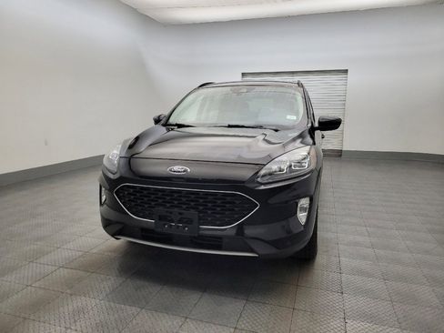 Used 2021 Ford Escape Titanium image 15