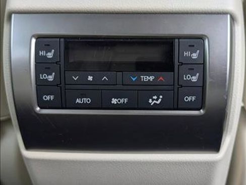 Used 2022 Lexus GX 460 Premium w/ Premium Package AWD/4WD image 28