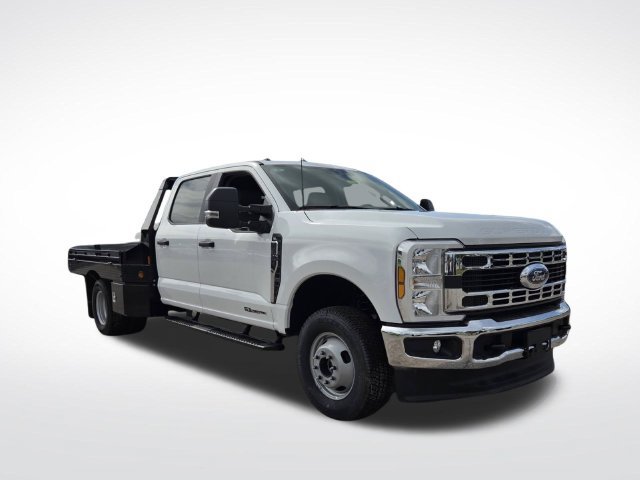 New 2026 Ford F350 XL w/ XL Chrome Package AWD/4WD image 1