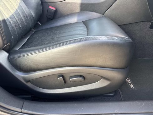 Used 2014 INFINITI QX50 Journey image 14