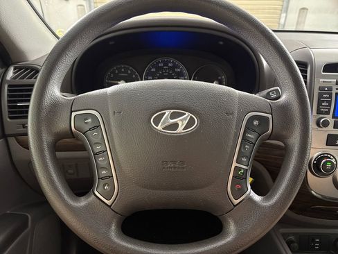 Used 2012 Hyundai Santa Fe GLS FWD image 14