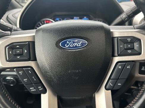 Certified 2021 Ford F250 Platinum image 22