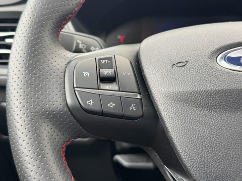 Used 2025 Ford Escape ST-Line AWD/4WD image 19