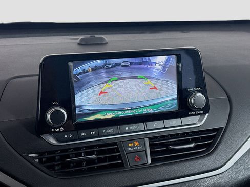 Used 2024 Nissan Altima 2.5 S image 19