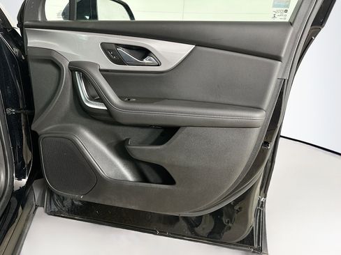 Used 2023 Chevrolet Blazer LT image 30