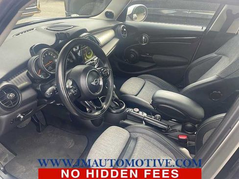 Used 2017 MINI Cooper 4-Door Hardtop FWD image 2