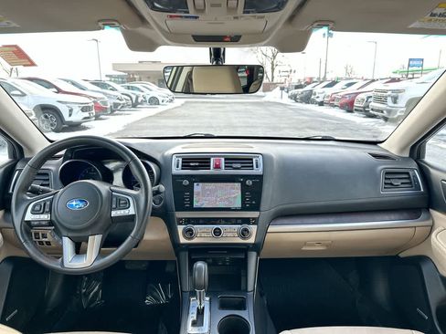 Used 2017 Subaru Outback 3.6R Limited image 20