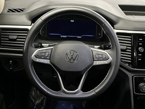 Used 2023 Volkswagen Atlas SE AWD/4WD image 9
