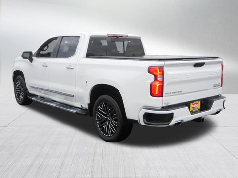 Used 2023 Chevrolet Silverado 1500 High Country w/ High Country Premium Package image 5