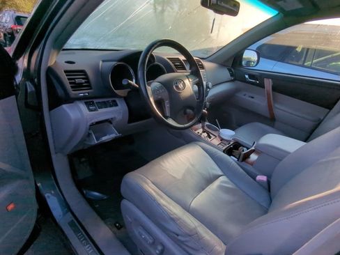 Used 2009 Toyota Highlander Limited w/ Extra Value Pkg 7 AWD/4WD image 7